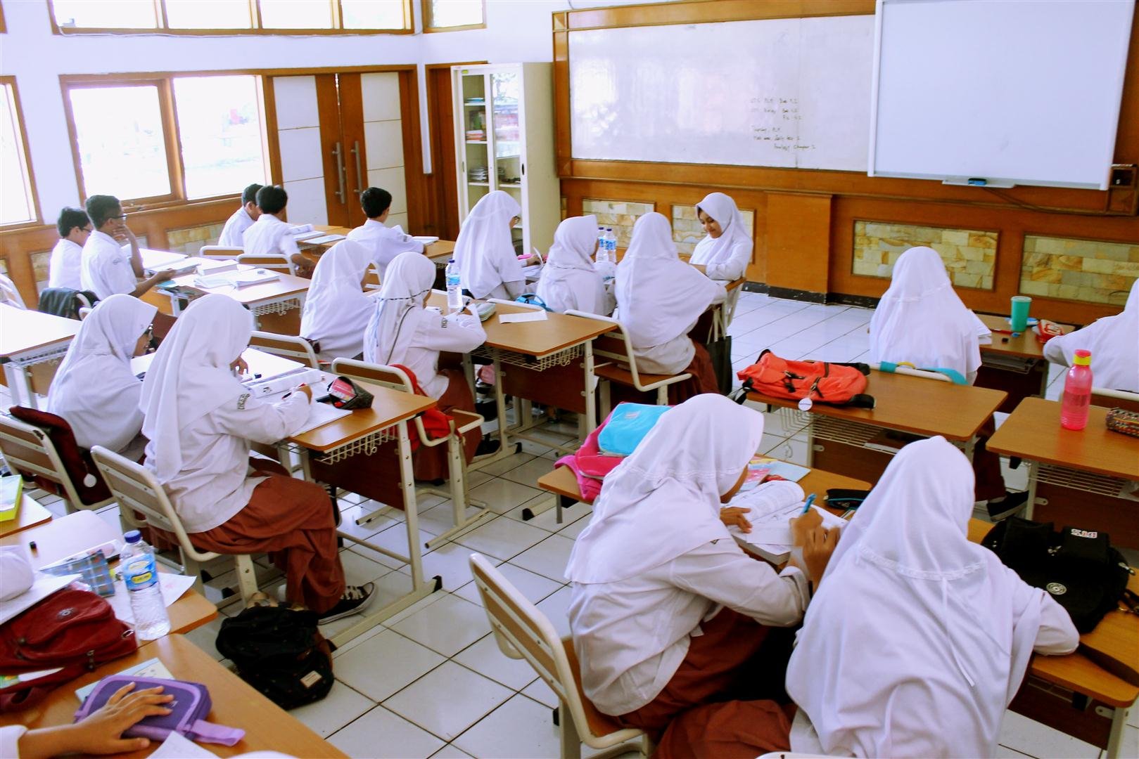 Inovasi dalam Pembelajaran Pelajaran Umum di Pesantren Modern Al Masoem