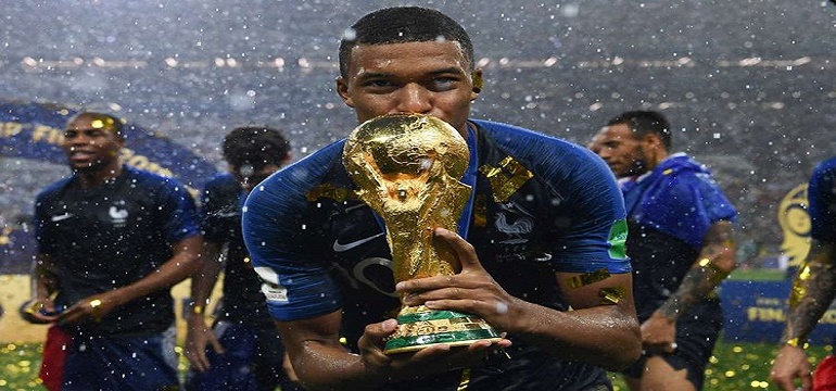 Ternyata Ini Suka Duka Menjadi Penggemar Sepak Bola