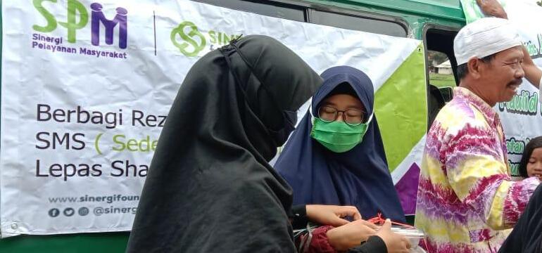 Sedekah Rutin: Kebaikan Kecil yang Mengundang Keajaiban Besar
