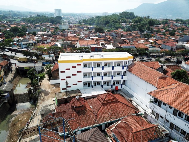 Digitalisasi di Pesantren Modern Al Masoem Bandung