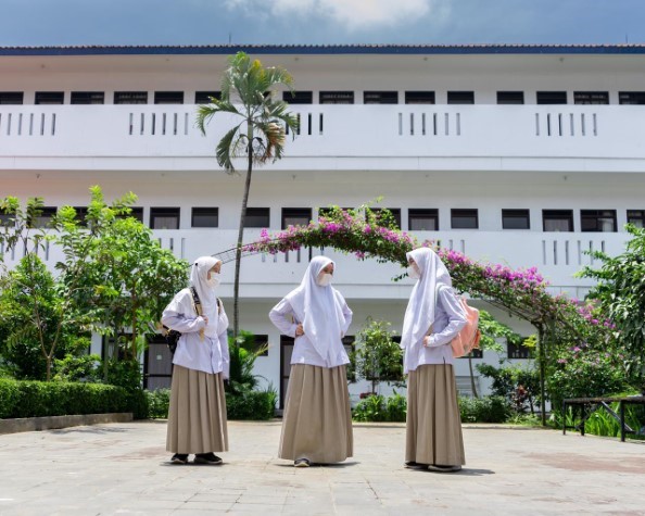 Pendidikan Agama Islam dan Keseimbangan Spiritual di Al Masoem Boarding School, Sekolah Asrama Terbaik di Bandung
