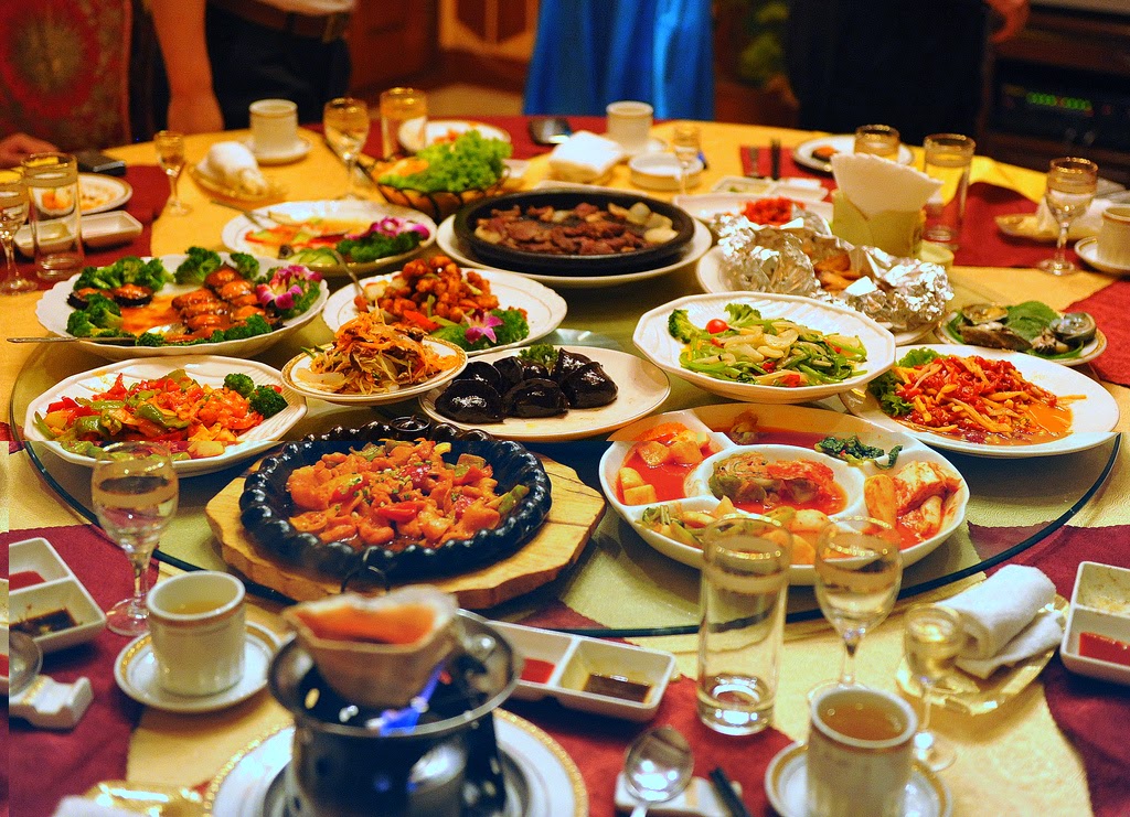 Meningkatkan Bisnis Kuliner Anda Melalui Sosmed Optimization dan Dukungan rajakomen.com