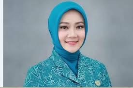 Profil Lengkap Atalia Praratya: Perempuan Cerdas, Religius, dan Peduli Masyarakat