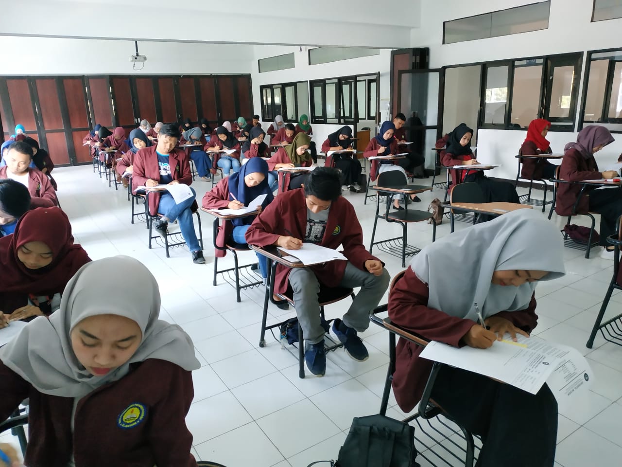 Keunggulan Kelas Karyawan Ma'soem University Bandung untuk Pendidikan Sambil Bekerja