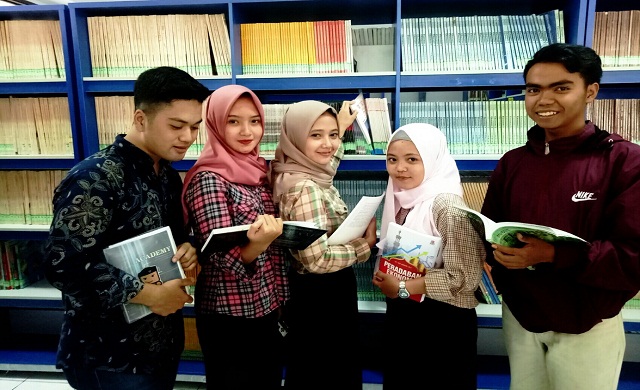 Kuliah Sambil Kerja Agar Jenjang Karir Meningkat