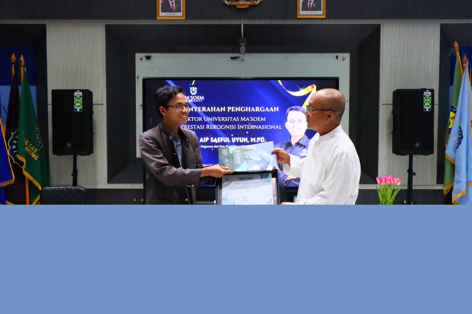 Berikut profil dosen berprestasi Al Ma'soem Aip Saepul Uyun peraih penghargaan internasional bidang pendidikan tingkat Asia