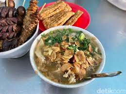 Mengenal Lebih Dekat Soto Bening, Kuliner Khas Semarang yang Wajib Dicoba