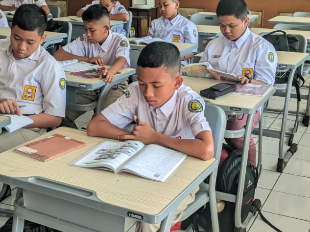 Sistem Penilaian Pelajaran Agama dan Umum di Pesantren Modern Al Masoem