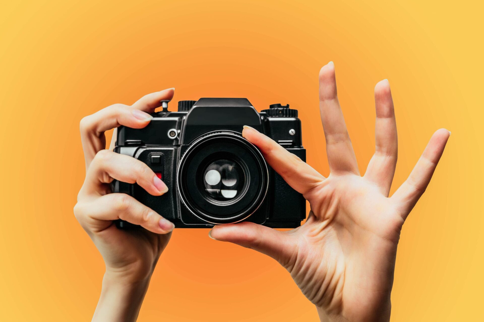 Strategi Promosi Jual Preset Foto di Sosmed Bersama Rajakomen.com
